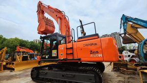 Подержанный экскаватор Hitachi ZX450