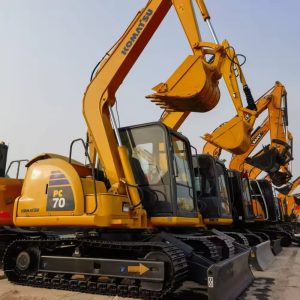 Подержанный экскаватор komatsu pc70-8